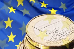 Jaki VAT z tytułu świadczenia usług pozyskiwania funduszy unijnych oraz pomocy w tym zakresie